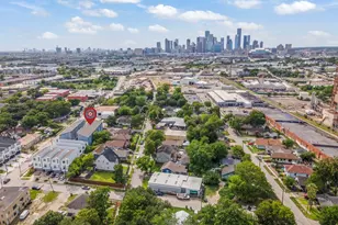 955 Saint Augustine St, Houston, TX 77023 - Photo 39