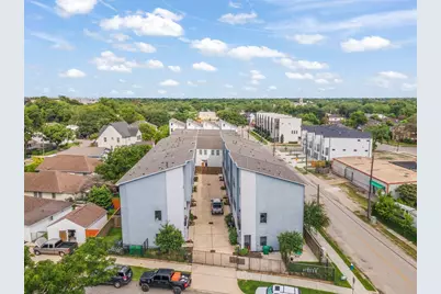 955 Saint Augustine Street, Houston, TX 77023 - Photo 1