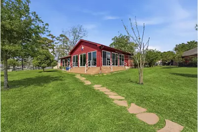 18327 Shoreline Drive, Crosby, TX 77532 - Photo 5