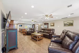 18327 Shoreline Dr, Crosby, TX 77532 - Photo 15