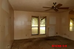 10034 Sageglow Dr, Houston, TX 77089 - Photo 9