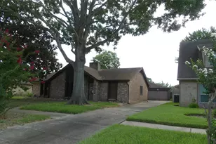 10034 Sageglow Dr, Houston, TX 77089 - Photo 1