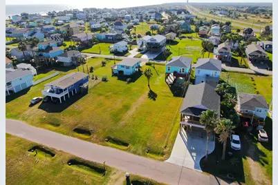 4024A Surf Drive, Galveston, TX 77554 - Photo 19