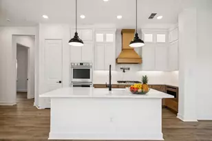 15611 Red Panda Rd, Conroe, TX 77302 - Photo 5