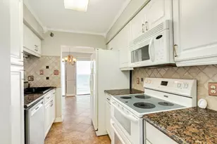 7700 Seawall Blvd, Galveston, TX 77551 - Photo 17