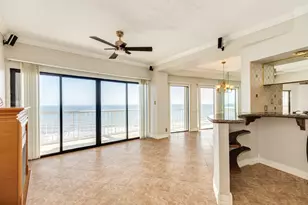 7700 Seawall Blvd, Galveston, TX 77551 - Photo 11