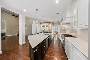 22 Royal Dalton Cir, Conroe, TX 77304 - Photo 17