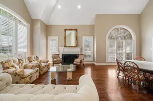 22 Royal Dalton Cir, Conroe, TX 77304 - Photo 9