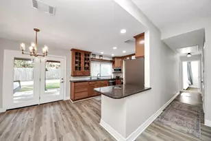 2605 Shady Bend Dr, Pearland, TX 77581 - Photo 7