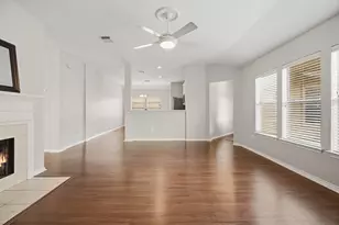 2894 Smokey Lake Ln, Dickinson, TX 77539 - Photo 5