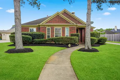 2894 Smokey Lake Lane, Dickinson, TX 77539 - Photo 1