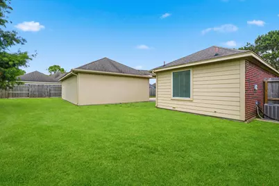 2894 Smokey Lake Lane, Dickinson, TX 77539 - Photo 23