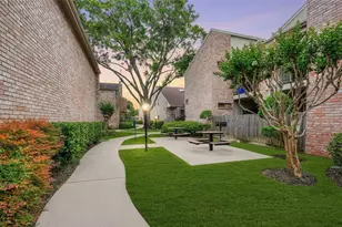 8100 Cambridge St, Houston, TX 77054 - Photo 3