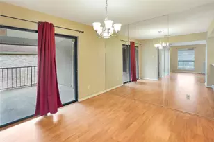 8100 Cambridge St, Houston, TX 77054 - Photo 11