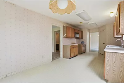 15810 Pilgrim Hall Drive, Friendswood, TX 77546 - Photo 7