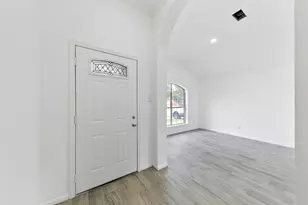 12014 Raven View Dr, Houston, TX 77067 - Photo 5