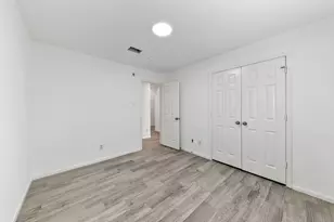 12014 Raven View Dr, Houston, TX 77067 - Photo 11