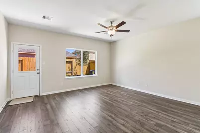 5910 Peony Place, Magnolia, TX 77354 - Photo 9