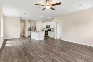 5910 Peony Pl, Magnolia, TX 77354 - Photo 5