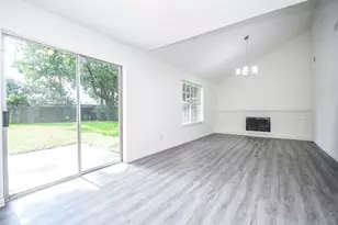 9535 Secretariat Dr, Houston, TX 77065 - Photo 5