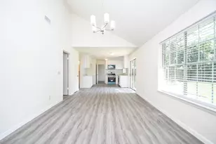 9535 Secretariat Dr, Houston, TX 77065 - Photo 3