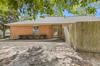 15 Dardenelle Court, Conroe, TX 77384 - Photo 3