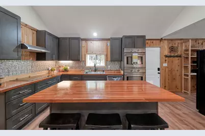 169 Gladys Lane, Trinity, TX 75862 - Photo 7