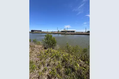 000 County Road 299, Sargent, TX 77414 - Photo 11