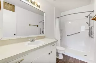 217 Lazy Ln, Conroe, TX 77301 - Photo 17