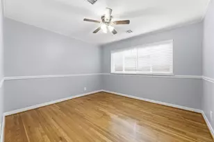 9766 Westview Dr, Houston, TX 77055 - Photo 29