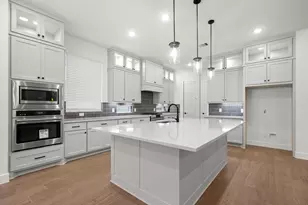 15716 Hoptree Hts Ln, Conroe, TX 77302 - Photo 3