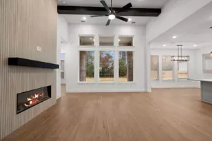 15716 Hoptree Hts Ln, Conroe, TX 77302 - Photo 9