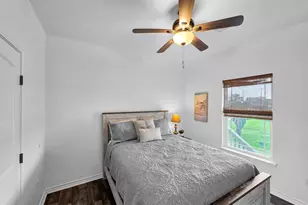 1023 N Bay St, Gilchrist, TX 77617 - Photo 39