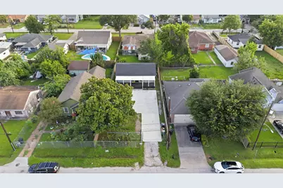 321 Reid Street, Houston, TX 77022 - Photo 33
