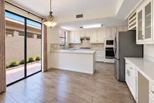 201 Vanderpool Ln, Houston, TX 77024 - Photo 9