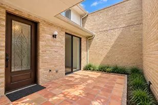 201 Vanderpool Ln, Houston, TX 77024 - Photo 3