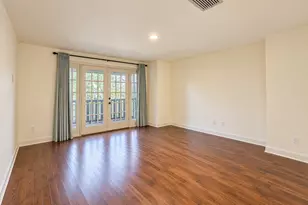 201 Vanderpool Ln, Houston, TX 77024 - Photo 17