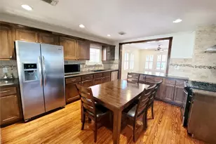 1329 Alexander St, Houston, TX 77008 - Photo 11