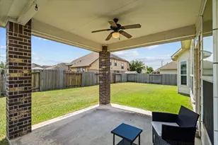 2871 Ginger Cove Ln, Dickinson, TX 77539 - Photo 31