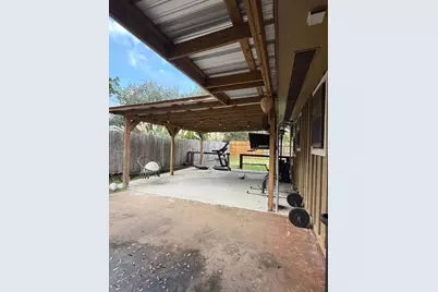 2305 Linwood Lane, Bay City, TX 77414 - Photo 3