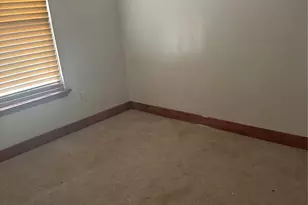 7307 Hurtgen Forest Rd, Houston, TX 77033 - Photo 9