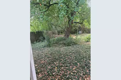 7307 Hurtgen Forest Road, Houston, TX 77033 - Photo 5
