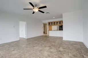 401 Lakeside Ln, Nassau Bay, TX 77058 - Photo 5