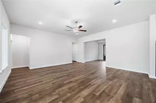 9681 Hardin St, Conroe, TX 77303 - Photo 3