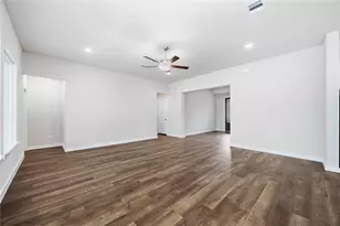 9681 Hardin St, Conroe, TX 77303 - Photo 3