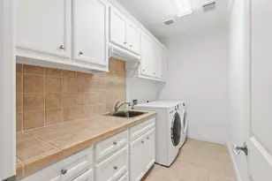 7630 E Jordan Cove, Houston, TX 77055 - Photo 33