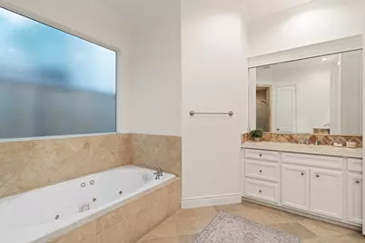 7630 E Jordan Cove, Houston, TX 77055 - Photo 23