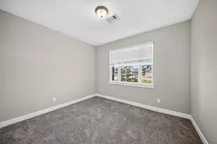 12360 N Chestnut Hls Dr, Conroe, TX 77303 - Photo 21