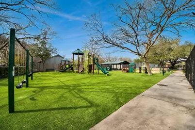 1307 Blue Willow Drive, Houston, TX 77042 - Photo 25