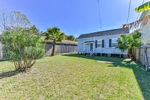 3210 Ursuline St, Galveston, TX 77550 - Photo 23